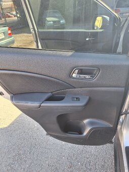 Honda CR-V 2,0i 4 WD,VTEC,114kw,4x4 - 15