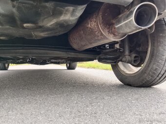 Toyota Yaris 1.5i T-Sport 5dv - 15