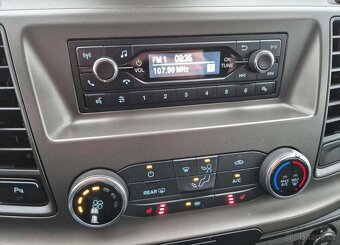 Ford Transit Custom L2H1 5 místný 2.0TdCi/131hp - 15