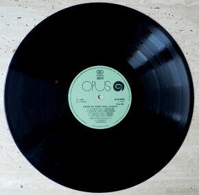 Československé dlouhohrající gramofonové desky, 8 kusů - 15