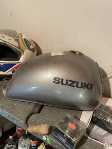 Suzuki TU 250 - 15