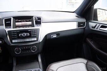 Mercedes-Benz ML 350 BLUETEC 4MATIC - 15