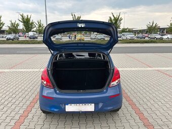 Hyundai I20 1.2i 63kw koup. ČR naj. jen 26 tisíc - 15
