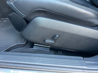 Mercedes-Benz E 250 CDI 4MATIC • 150 kW • Automat • 2014 - 15