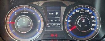Prodám Hyundai i40 kombi - 15