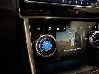 Jaguar XE, 221kw 4x4 CZ DPH - 15