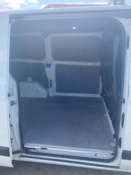 FORD CUSTOM L1H1 2.0TDCi 96KW,R18,KLIMA,DPH,SERVISKA,120t.km - 15