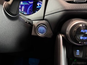 Toyota RAV-4 2.5 Hybrid r.2019 87 t.km. původ ČR - 15
