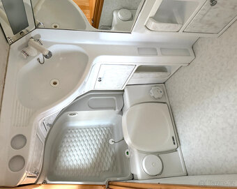 Hobby 450 UF Excellent , PŘEDSTAN, SOLAR, NOSIČ KOL - 15