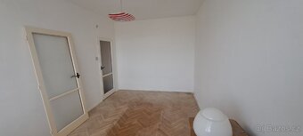 Prodej cihlový byt na Lesné bez RK - 15