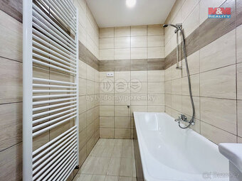 Pronájem bytu 3+1, 78 m², Klatovy, ul. Měchurova - 15