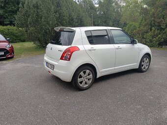 Suzuki Swift - 15
