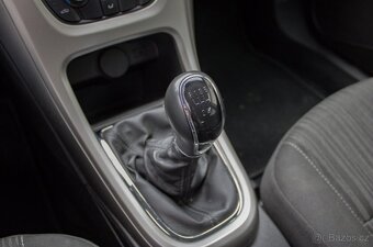 Opel Astra J 1.4 74 kW - 15