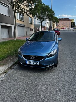 Volvo V40 D2, servis Volvo, nezávislé topení, panorama - 15