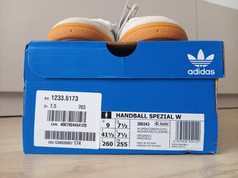 Adidas Handball Spezial 41 1/3 - 15