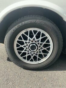 Nissan Bluebird 2.0 SLX, 1990 , T72 . Veterán. - 15