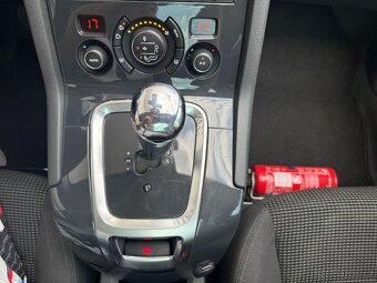 Peugeot 5008, 1.6HDI, 82kw Automat Velká Výbava - 15