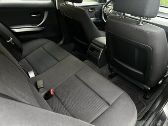 BMW Řada 3 E90 320i 115kW Sedan 6st. Manuál Klima Facelift - 15