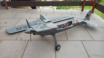 Edge a Cessna RC - 15