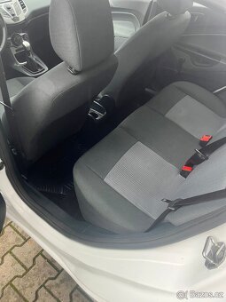 Ford Fiesta 5 dveř 1.25 benzín,2010,Klimatronic, 2 sady kol - 15