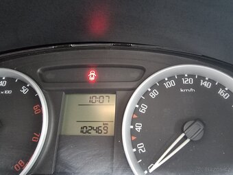 Fabia 2 najeto 102tis 1.2htp  zachovalý klenot - 15