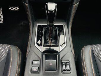 Subaru XV 2.0i 115KW 4x4 AUTOMAT KAMERA VÝHŘEV SERVISKA - 15