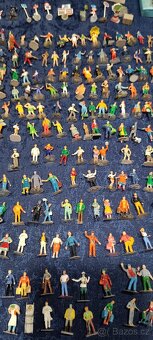 Figurky -miniaturní vel. - 15