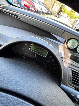 Peugeot 807 2.2 HDI - 15