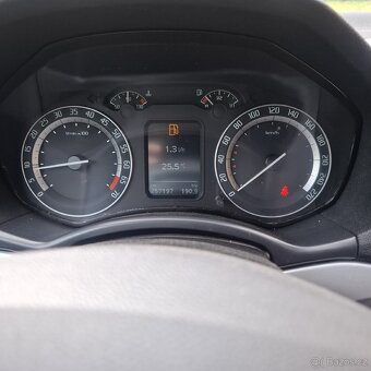 Škoda octavia  2.0 benzin rs - 15