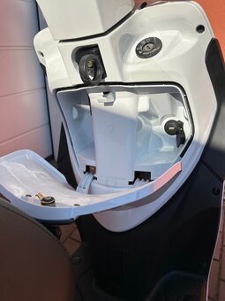SYM Symphony ST 125 – jako nový, 2 405 km, 1. majitel - 15