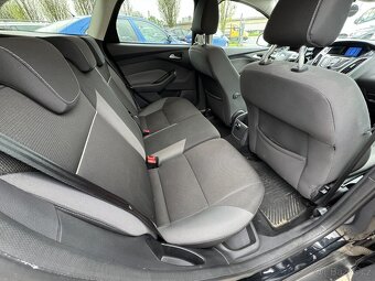 Ford Focus 1,6 TDCI 85 KW STK TAŽNÉ - 15