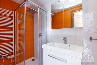 Dům 5+kk o ploše 232 m2 - Klecany, Klecany - 15