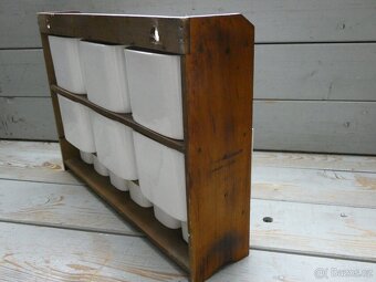 Staré kořenky-regál - 15