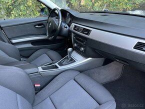 BMW e90 330xi A/T,DKLIMA,TEMP,ŠÍBR,2xSADA ALU,ROZVODY,SERVIS - 15