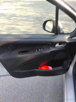 Peugeot 207, 1.4i,  70KW Nové v ČR - 15