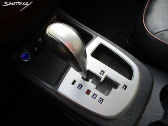 Hyundai Santa Fe, 2,2CRDi-4x4-114KW-KOUPEN V ČR - 15