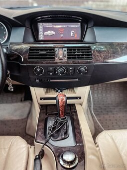 BMW E60 525i - M5 LOOK - 15