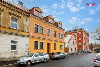 Prodej bytu 1+1, 49 m², Karlovy Vary, ul. Jabloňová - 15