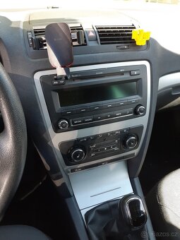 Škoda Octavia 2 Ambiente 2012, 1.2TSI benzín - 15