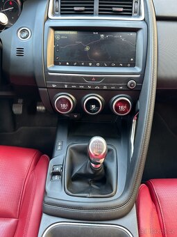 Jaguár E-PACE 2,0 D, 110 kW, CENA netto 398000 - 15