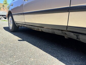 Mercedes W124 250D manual dovoz SRN - 15