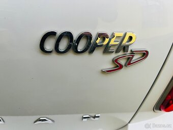 MINI COOPER COUNTRYMAN 2.0 SD NAFTA 4x4 AUTOMAT - 15