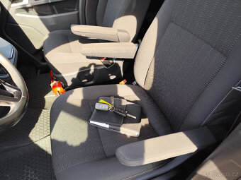 Volkswagen Caravelle 2,0TDI 110KW LED HIGHLINE DSG NAVI DPH - 15