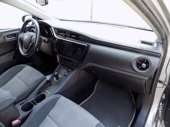 Toyota Auris 1.8 Hybrid/Selection/1.Maj.ČR/ - 15