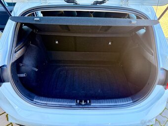 KIA CEED 1.5 118KW AUTOMAT ZÁRUKA - 15