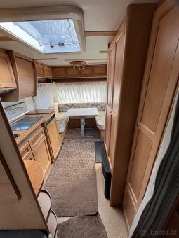KARAVAN OBYTNÝ PŘÍVĚS BÜRSTNER VENTANA 2003 KLIMATIZACE - 15