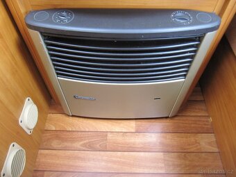 Prodám karavan Hobby 400 sf,model 2008 + mover, klima ,stan - 15