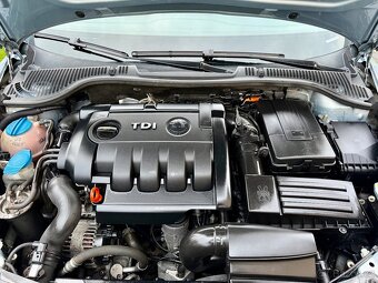 Škoda Octavia Combi Scout 4×4 - 2.0TDi 103Kw 140Ps.+Xenon - 15