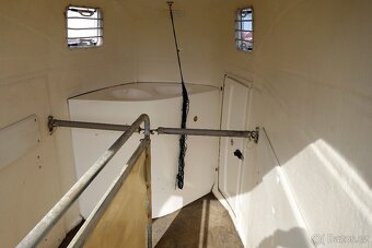 Přívěs pro přepravu koní - 15