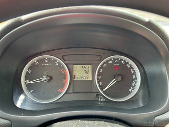 ŠKODA ROOMSTER 1.2 HTP 51KW 135TKM NOVÝ ČR PRVNÍ MAJITEL - 15